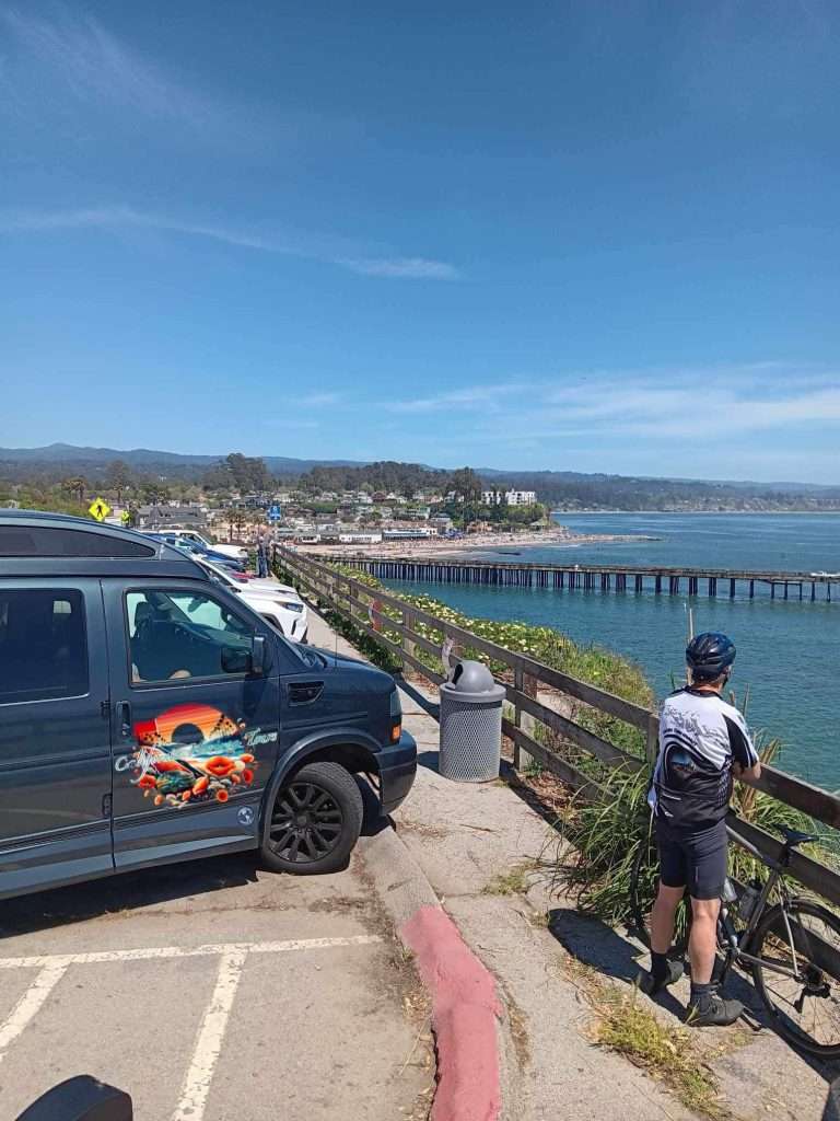 Luxurious shuttle With Stunning View of the Ocean